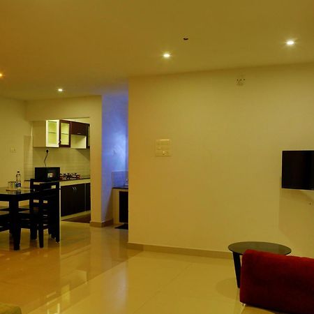 Sara Hotels And Apartments Nedumbassery Bilik gambar