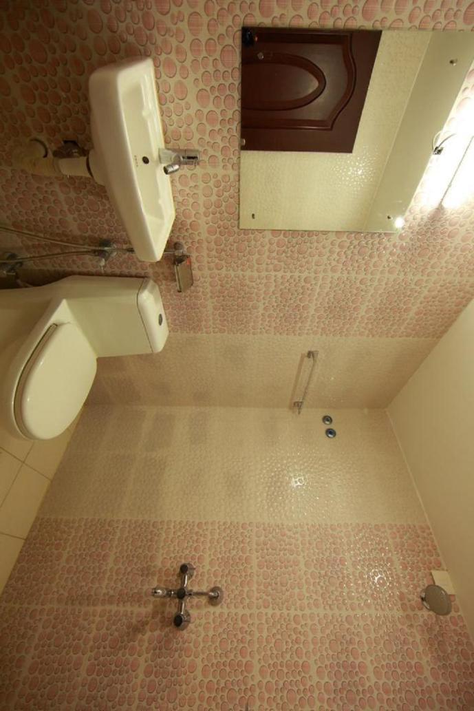 Sara Hotels And Apartments Nedumbassery Bilik gambar