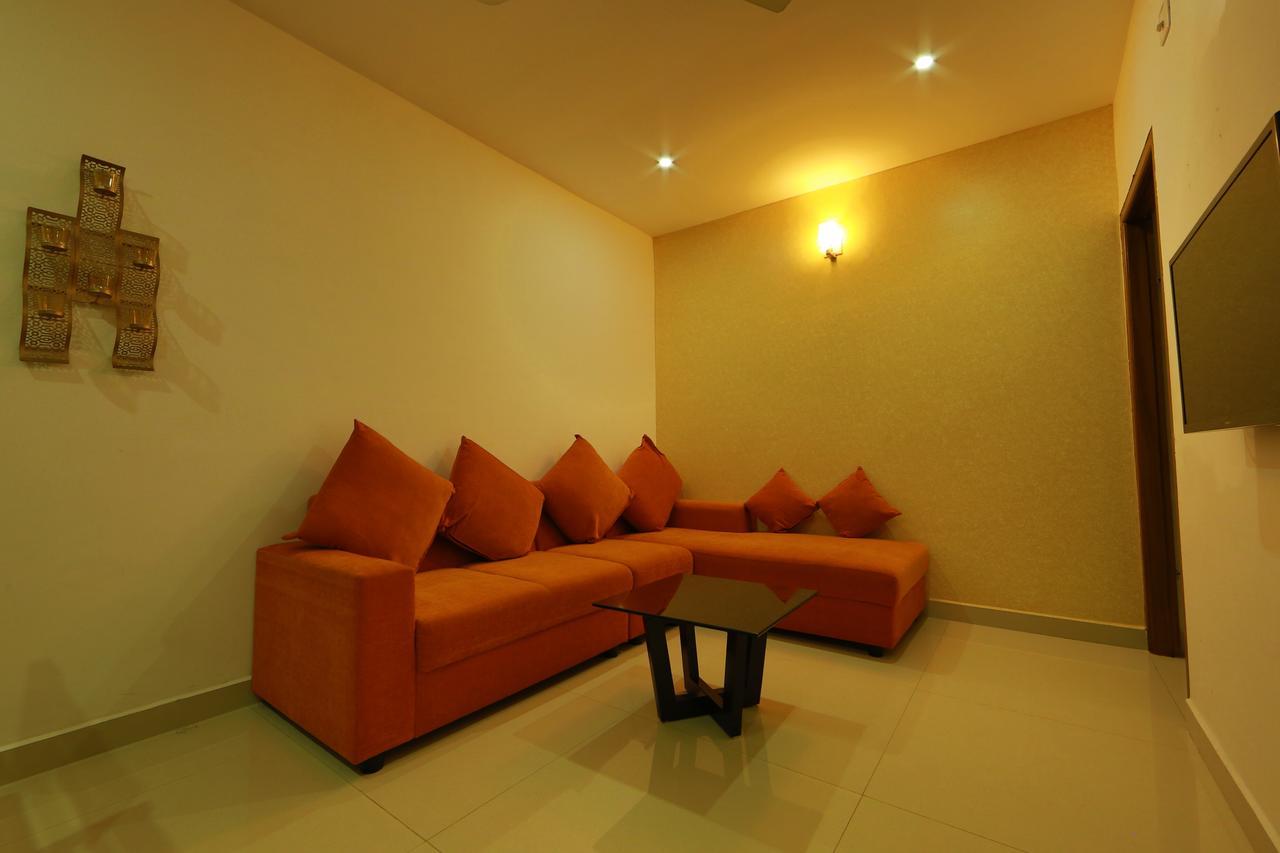 Sara Hotels And Apartments Nedumbassery Luaran gambar
