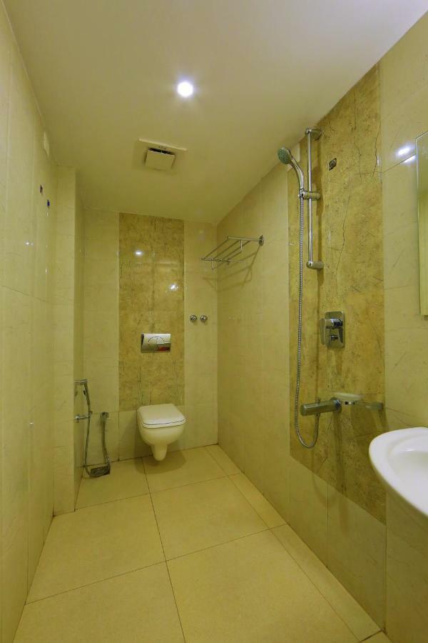 Sara Hotels And Apartments Nedumbassery Luaran gambar